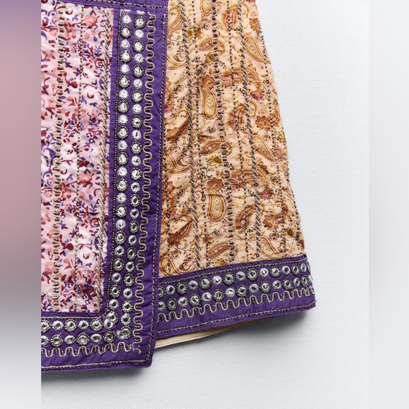 NWT. Zara Embroidered Mirrors High waist Mini Skirt. Size XS. - Picture 6 of 12